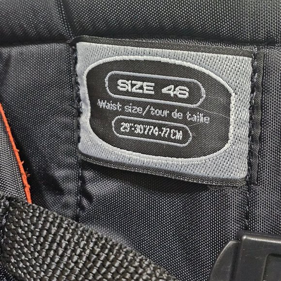 Eagle Hockey Pants Size 46 - Premium Quality for Ultimate Performance on the Ice - Picture 4 of 5